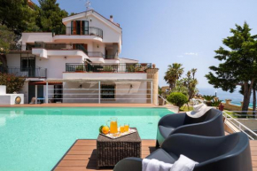 Отель Villa vista mare con piscina privata a Mondello, Палермо